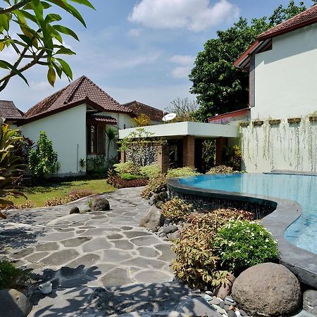 Zen Rooms Pakualaman Джок'якарта Екстер'єр фото