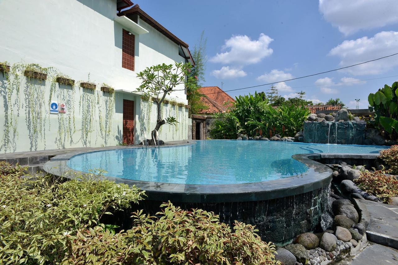Zen Rooms Pakualaman Джок'якарта Екстер'єр фото